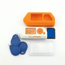 Flipper Zero – pradinis rinkinys: įrenginys, dėklas, ekrano apsauga, 32 GB kortelė, RFID žymės