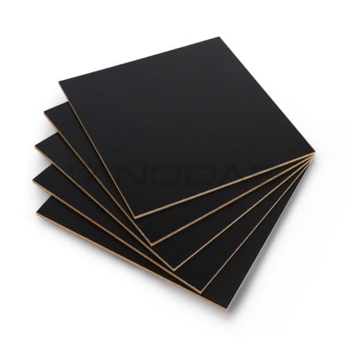 Juoda HDF plokštė - 3 mm - 160 x 160 mm - 5 vnt.  Juoda HDF plokštė - 3 mm - 160 x 160 mm - 5 vnt.