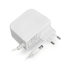 Perjungimo maitinimo šaltinis DVE 12V / 2A - kištukas DC 5.5 / 2.5mm