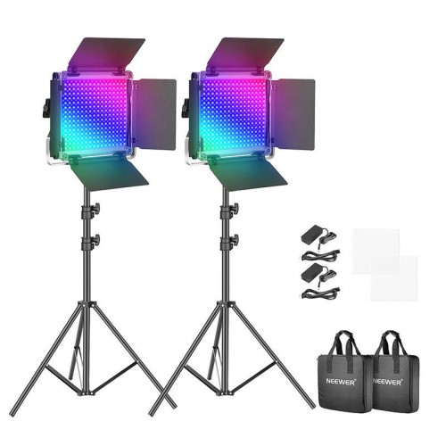 Neewer 660 PRO RGB LED studio set, two 50W 3200-5600K lamps + tripods + gates Neewer 660 PRO RGB LED studio set, two 50W 3200-5600K lamps + tripods + gates
