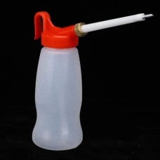 Aliejaus buteliukas 180ml su kampuotu aplikatoriumi - indas skysčiams dozuoti