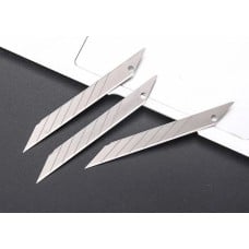 Spare blade 9mm for a utility knife - 10 pcs - broken blades