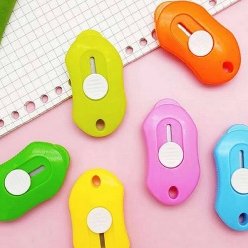 Mini peilis su ištraukiamu ašmenimis - Kišeninis raktų pakabukas Mini peilis su ištraukiamu ašmenimis - Kišeninis raktų pakabukas