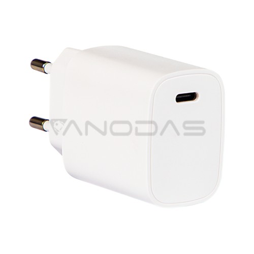 Maitinimo įkroviklis su USB-C PD 30W lizdu  Maitinimo įkroviklis su USB-C PD 30W lizdu